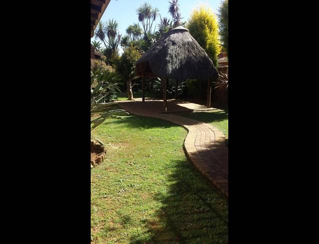 3 BEDROOM PROPERTY TO RENT IN BEYERS PARK